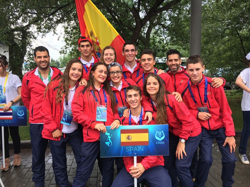 Gran experiencia de nuestros deportistas en el mundial de natación con aletas